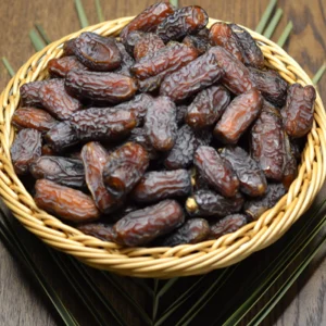 Piarom Dates